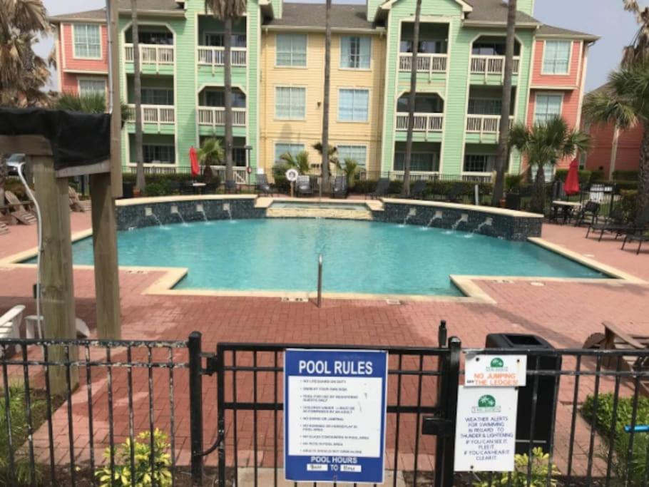 Apartamento Oceanfront At The Dawns Galveston Exterior foto